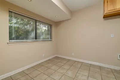 2906 Harvard Street N, Irving, TX 75062 - Photo 11