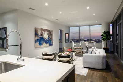 2200 Victory Avenue #2007, Dallas, TX 75219 - Photo 5