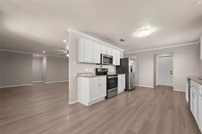 10805 Snow Pea Drive, Waco, TX 76708 - Photo 9