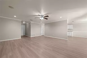10805 Snow Pea Dr, Waco, TX 76708 - Photo 13