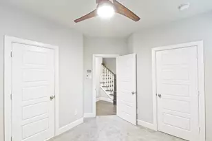 5319 Holland Ave, Dallas, TX 75209 - Photo 9