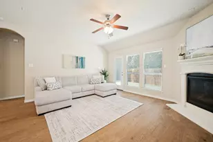 10104 Long Branch Dr, McKinney, TX 75071 - Photo 9