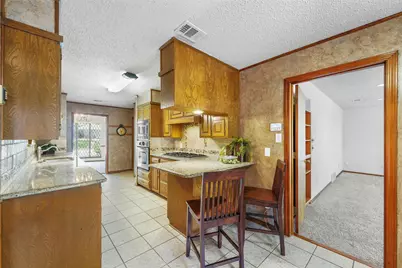 2323 Brookside Drive, Arlington, TX 76012 - Photo 9