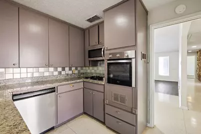 4913 Westlake Drive, Fort Worth, TX 76132 - Photo 11