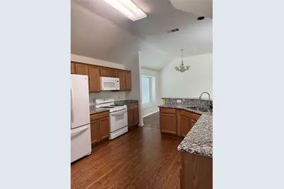 6711 Kinross Drive, Arlington, TX 76002 - Photo 13