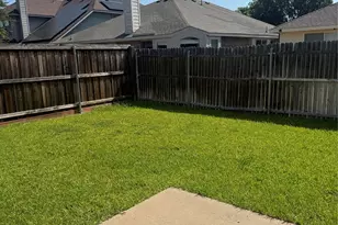 6711 Kinross Dr, Arlington, TX 76002 - Photo 11