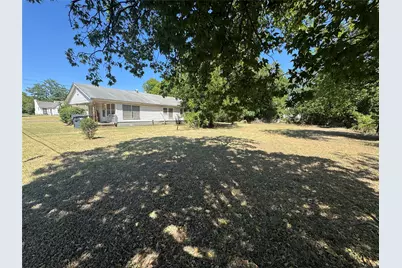 1500 E Calhoun Avenue, Waco, TX 76704 - Photo 5