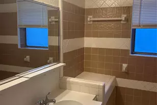 1138 Pioneer Dr, Dallas, TX 75224 - Photo 7