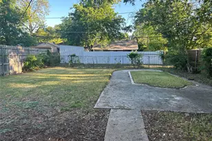 1138 Pioneer Dr, Dallas, TX 75224 - Photo 7