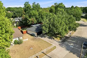 802 Ranier Cir, Garland, TX 75041 - Photo 35