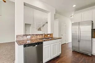 9721 Mcfarring Dr, Fort Worth, TX 76244 - Photo 9
