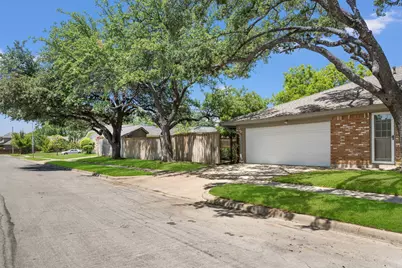 1600 Forest Glen Court, Pantego, TX 76013 - Photo 27