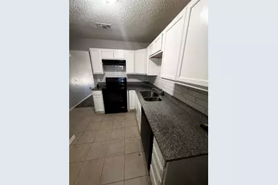 763 Little Creek Drive, Euless, TX 76039 - Photo 11