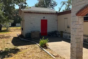 3006 Mesquite Dr, Granbury, TX 76048 - Photo 17
