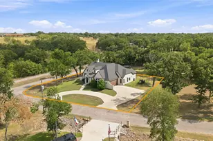 509 Durbin Ct, Runaway Bay, TX 76426 - Photo 5