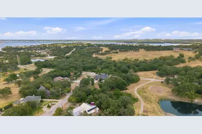509 Durbin Court, Runaway Bay, TX 76426 - Photo 33