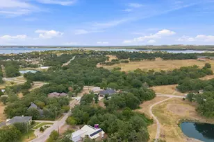 509 Durbin Ct, Runaway Bay, TX 76426 - Photo 33