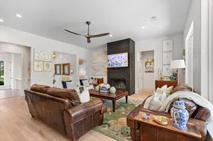 509 Durbin Ct, Runaway Bay, TX 76426 - Photo 7