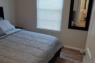 1702 Crestpoint Dr, Arlington, TX 76012 - Photo 3