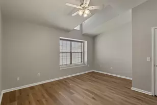 8015 Ederville Cir, Fort Worth, TX 76120 - Photo 9