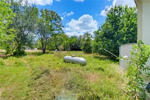 333 Pecan Dr NE, Mcqueeney, TX 78123 - Photo 7