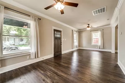 1318 Fairmount Avenue, Fort Worth, TX 76104 - Photo 3