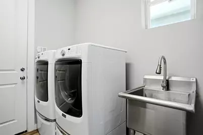 1300 Worthington Street, Grapevine, TX 76051 - Photo 23