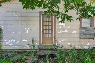 1407 N Main St, Carrollton, TX 75006 - Photo 29