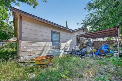 1407 N Main Street, Carrollton, TX 75006 - Photo 25