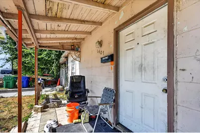 1407 N Main Street, Carrollton, TX 75006 - Photo 5