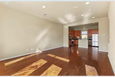 3800 Holland Avenue #4, Dallas, TX 75219 - Photo 17