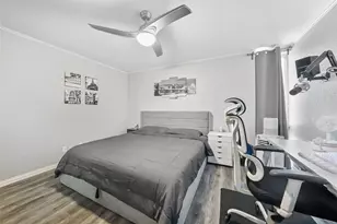 552 E Avenue J, Grand Prairie, TX 75050 - Photo 11
