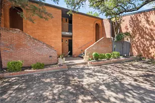552 E Avenue J, Grand Prairie, TX 75050 - Photo 19