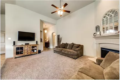 313 Delgany Trail, Fort Worth, TX 76052 - Photo 5