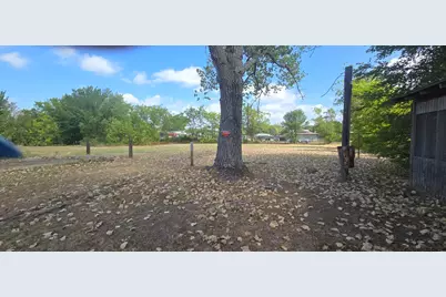 210 Kelly Lane, Seven Points, TX 75143 - Photo 11