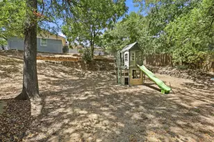 110 Oak Ridge Terrace, Weatherford, TX 76086 - Photo 15