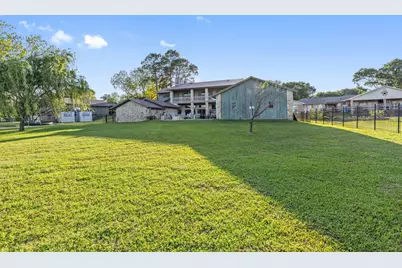 1035 Holiday Circle, Seven Points, TX 75143 - Photo 17