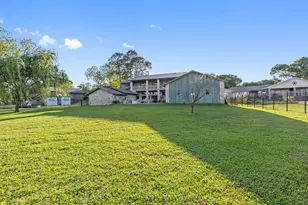 1035 Holiday Circle, Seven Points, TX 75143 - Photo 17