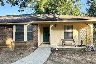 713 Owens Dr, Crowley, TX 76036 - Photo 3
