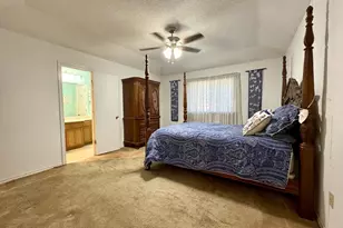 713 Owens Dr, Crowley, TX 76036 - Photo 17
