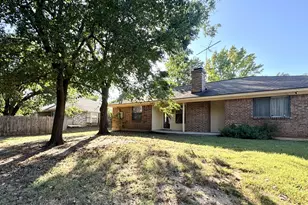 713 Owens Dr, Crowley, TX 76036 - Photo 29