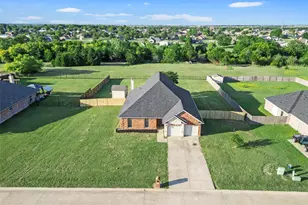 105 Southview Dr, Fate, TX 75189 - Photo 1