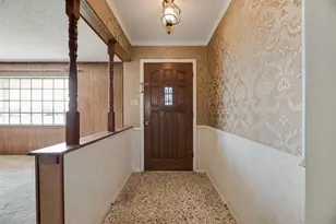 520 Pecan St, Crowley, TX 76036 - Photo 11