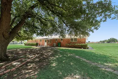 520 Pecan Street, Crowley, TX 76036 - Photo 39