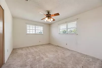 520 Pecan Street, Crowley, TX 76036 - Photo 33