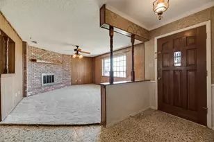 520 Pecan St, Crowley, TX 76036 - Photo 11