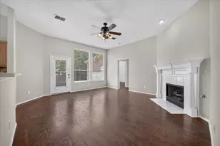 1424 Mayflower Ln, Lewisville, TX 75077 - Photo 7