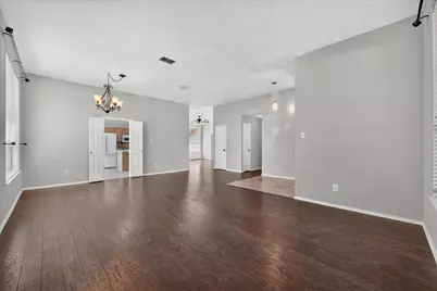 1424 Mayflower Lane, Lewisville, TX 75077 - Photo 3