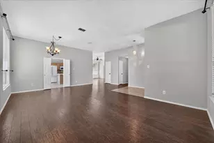 1424 Mayflower Ln, Lewisville, TX 75077 - Photo 3
