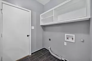 2060 Kenny Ct, Lewisville, TX 75067 - Photo 17